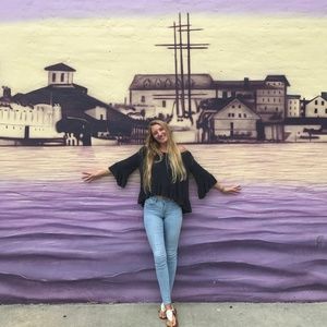 Meet your Posher, Helen